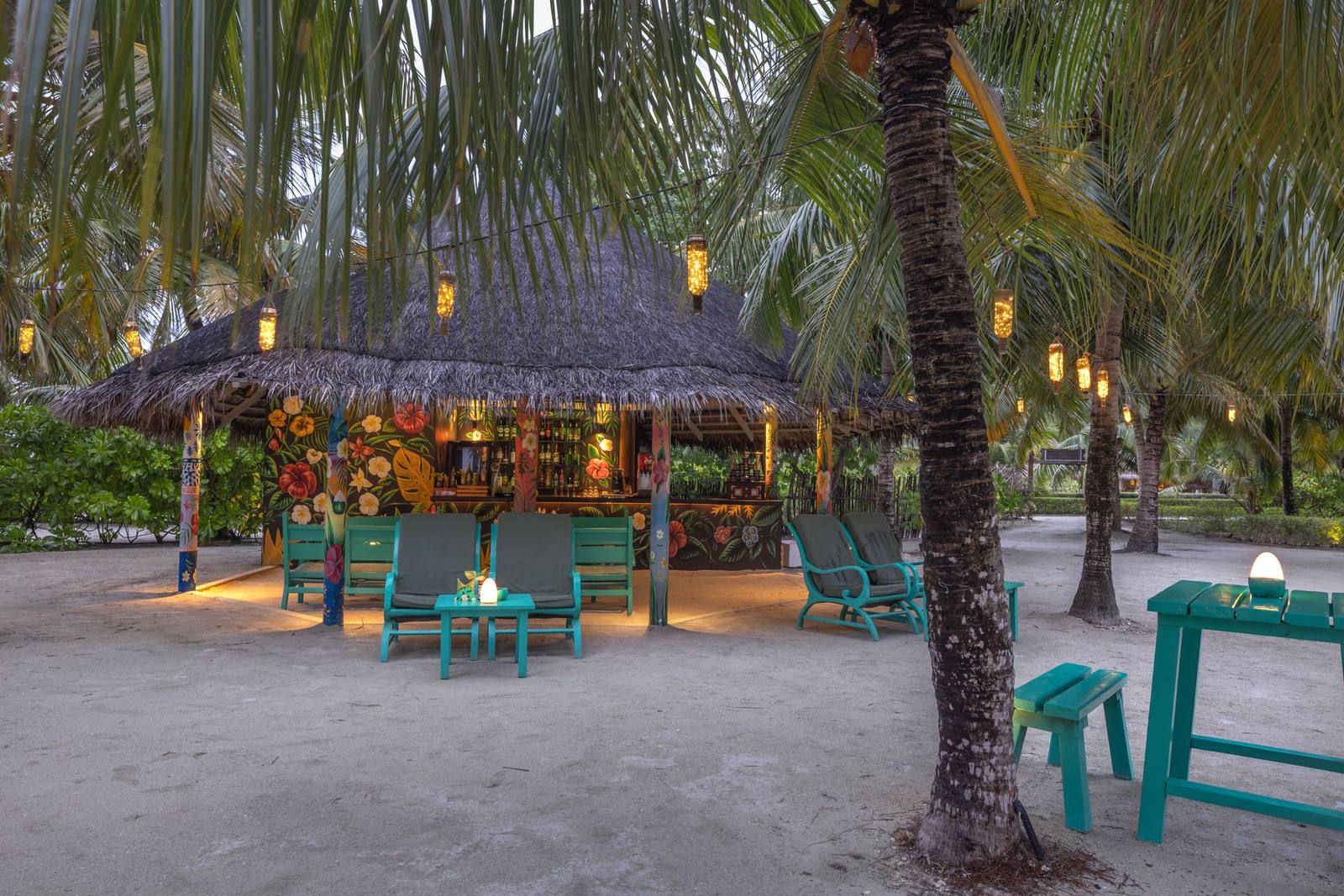 Adaaran Select Hudhuranfushi Tiki Bar 夜景