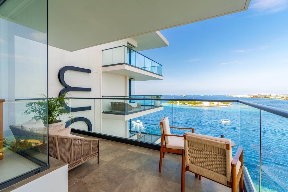 Ocean Front Deluxe 陽台