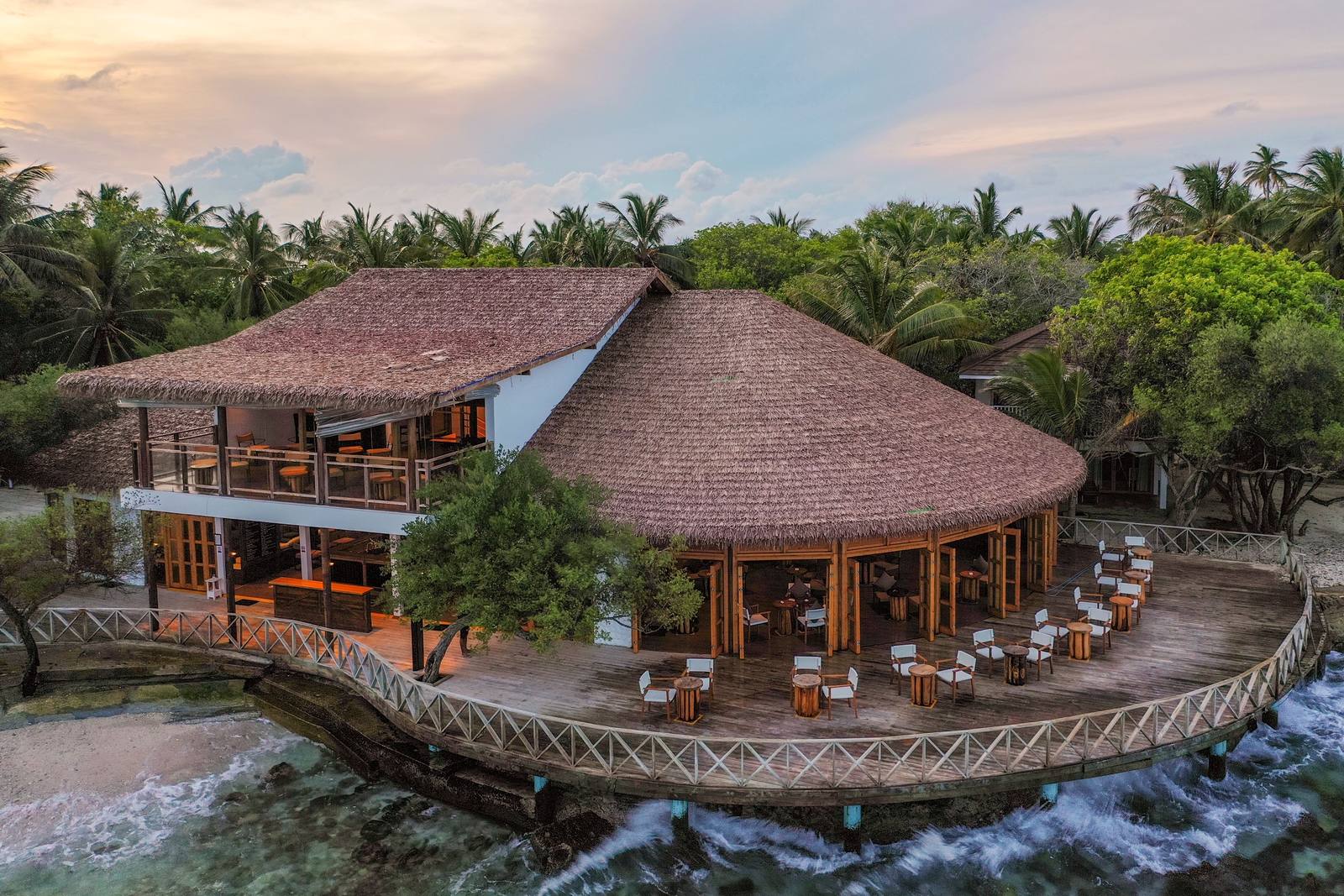 Cinnamon Dhonveli Raiyvilla Bar 主酒吧