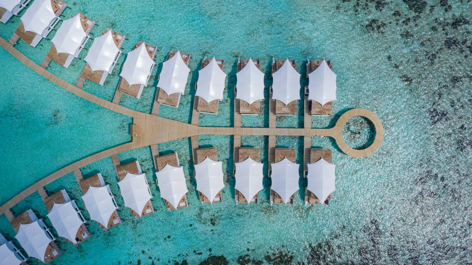 Cinnamon Hakuraa Huraa 水上屋俯瞰空拍