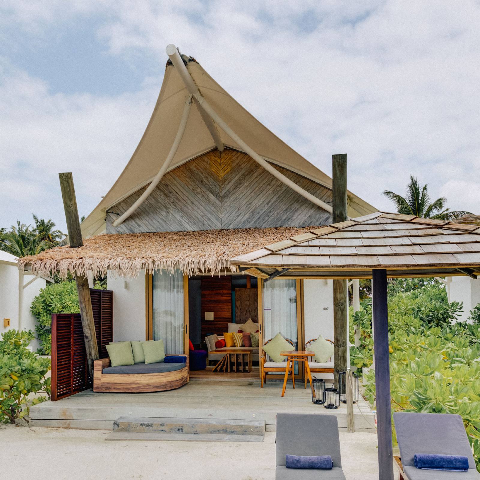 Cinnamon Hakuraa Huraa Beach Bungalow 外觀與露台