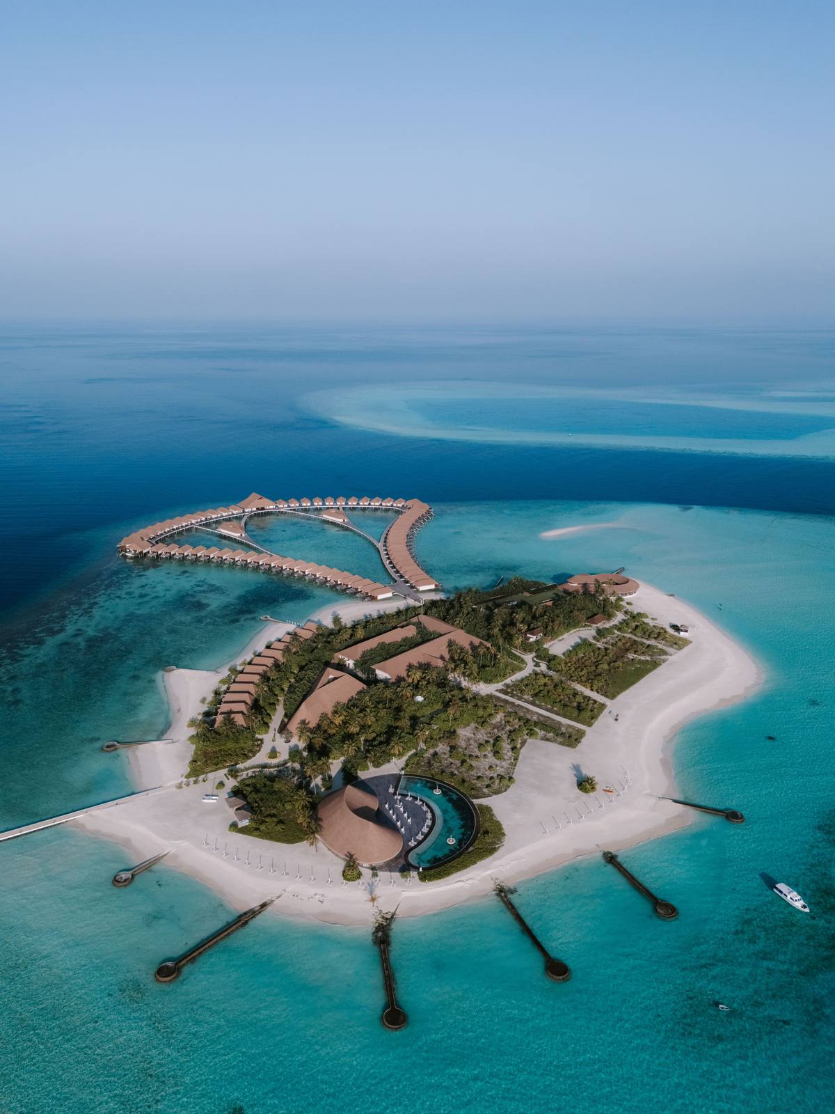 Cinnamon Velifushi 全島與水上屋空拍