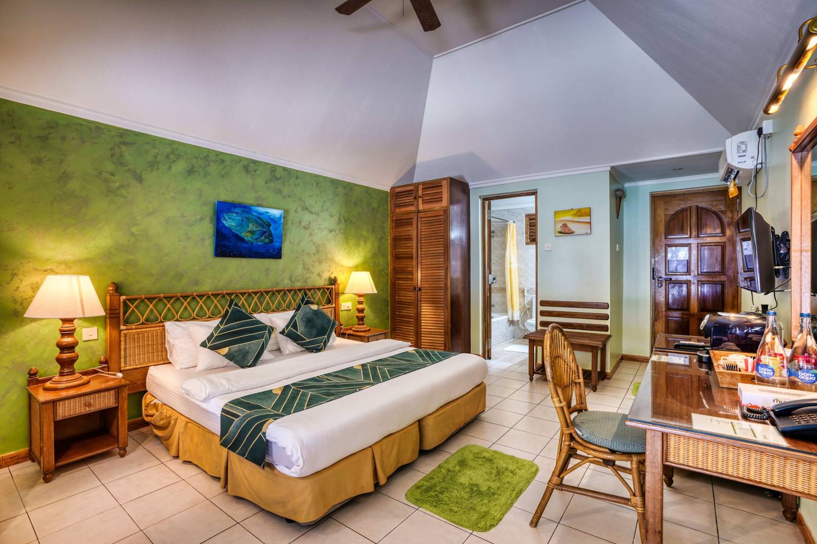 Fihalhohi Maldives Premium Beach 臥室