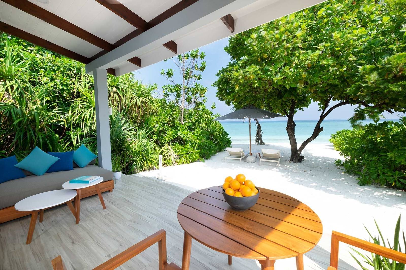 Ifuru Island Sunset Beach Villa 露台