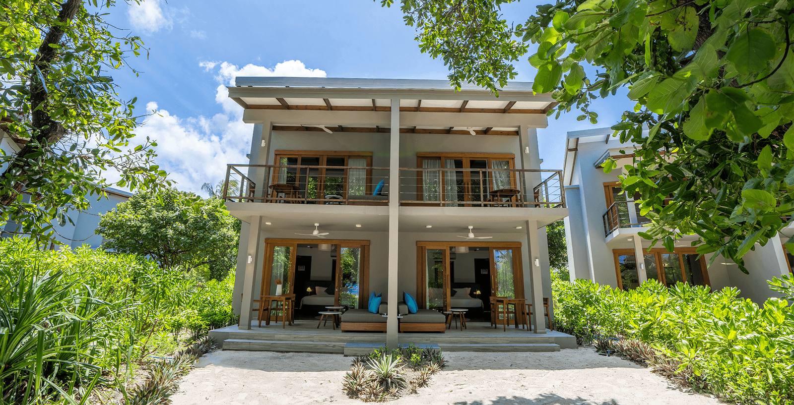 Ifuru Island Sunset Sky Suite 兩層建築外觀