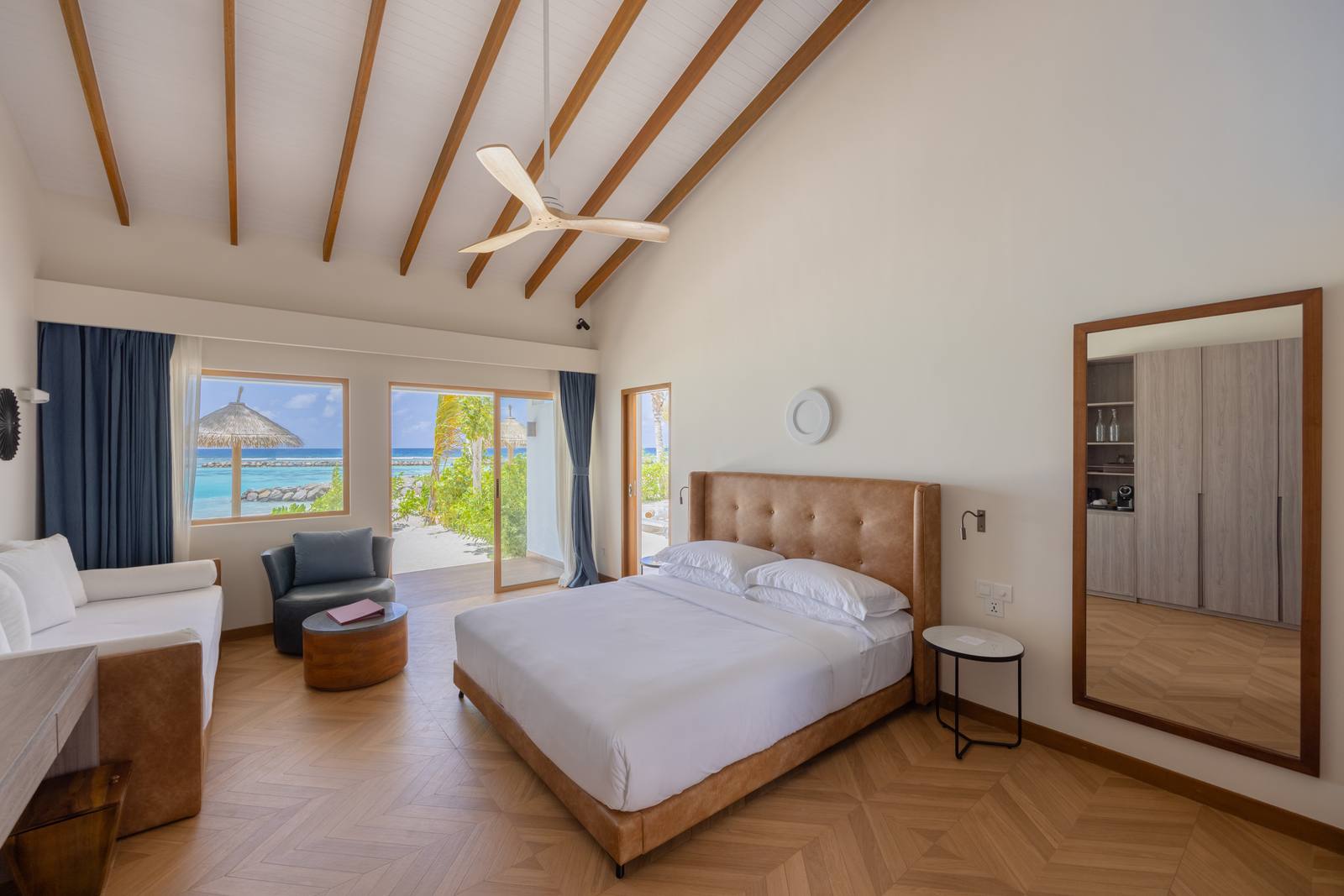 Joy Island Beach Villa 臥室