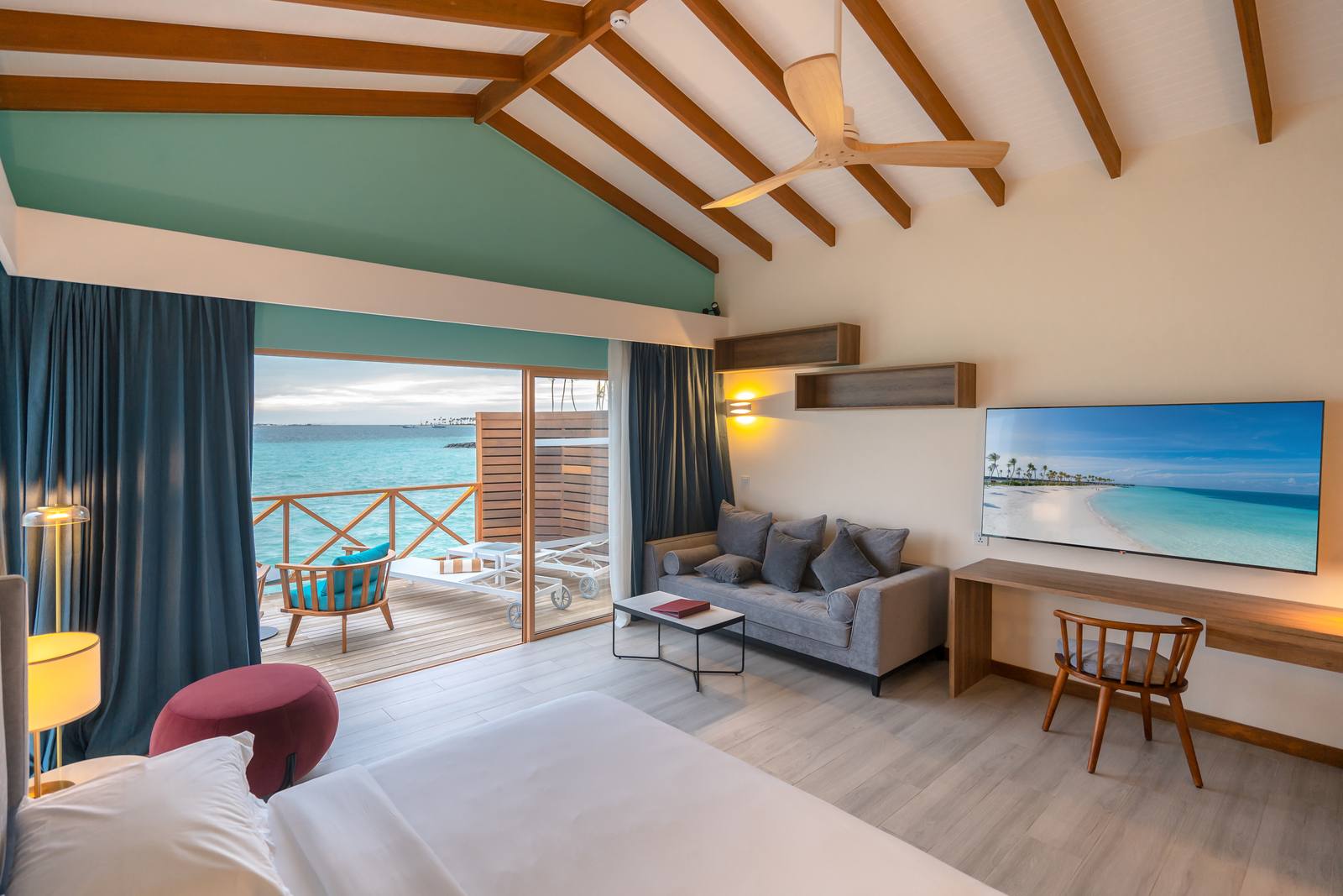 Joy Island Lagoon Villa 臥室