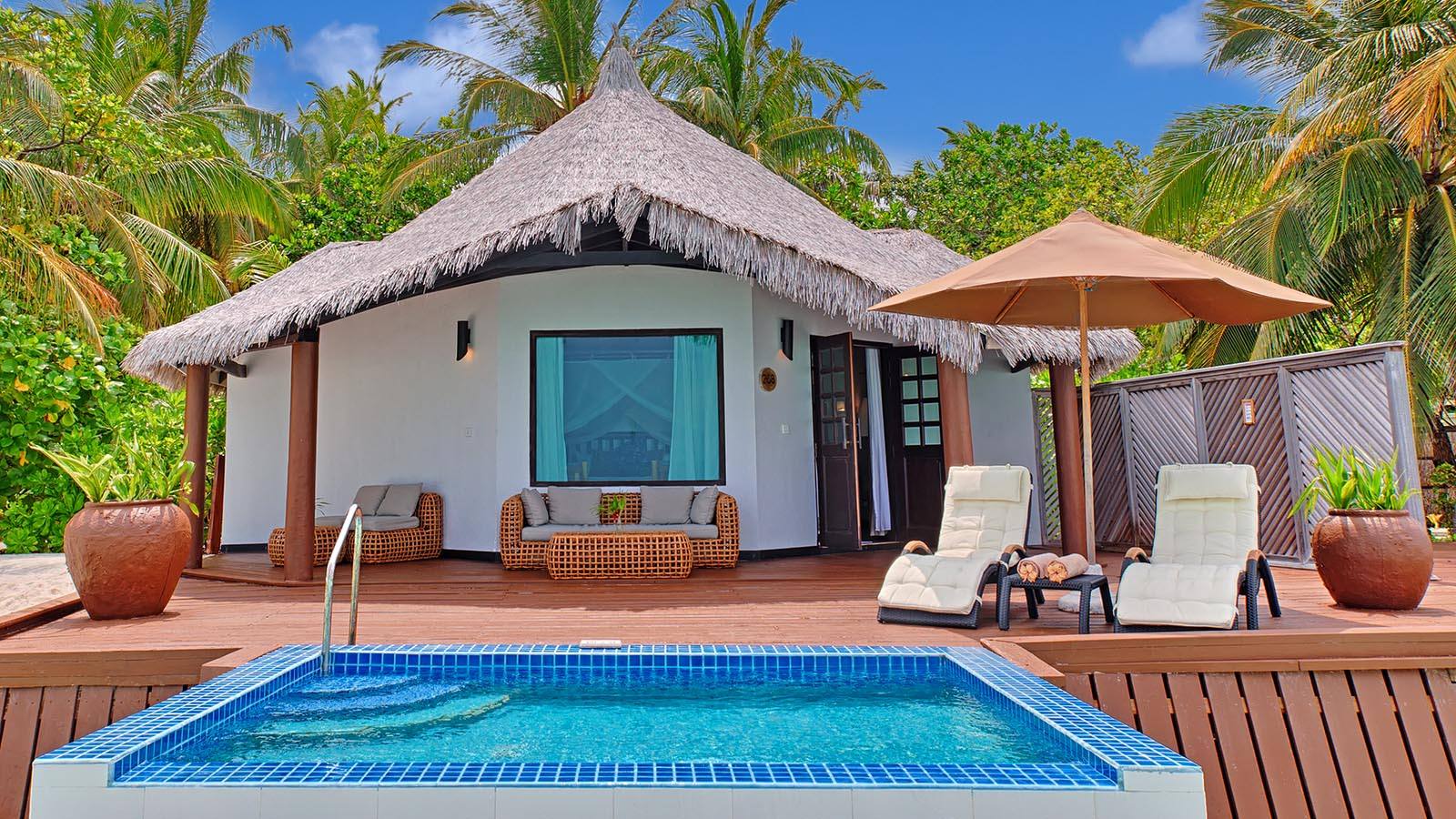 Kihaa Maldives Lagoon Villa with Plunge Pool