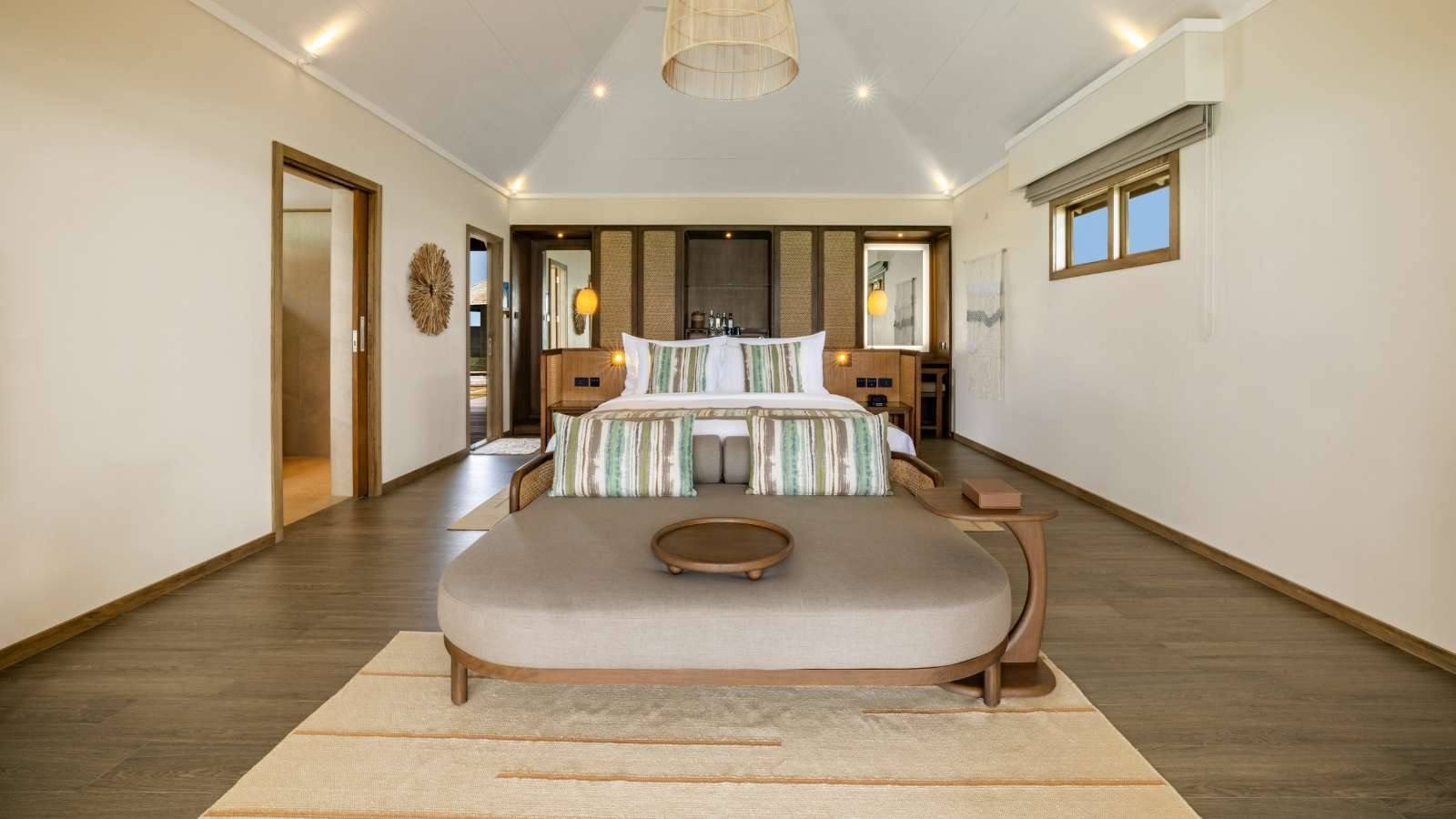 Nala Maldives Ocean Pool Villa 臥室