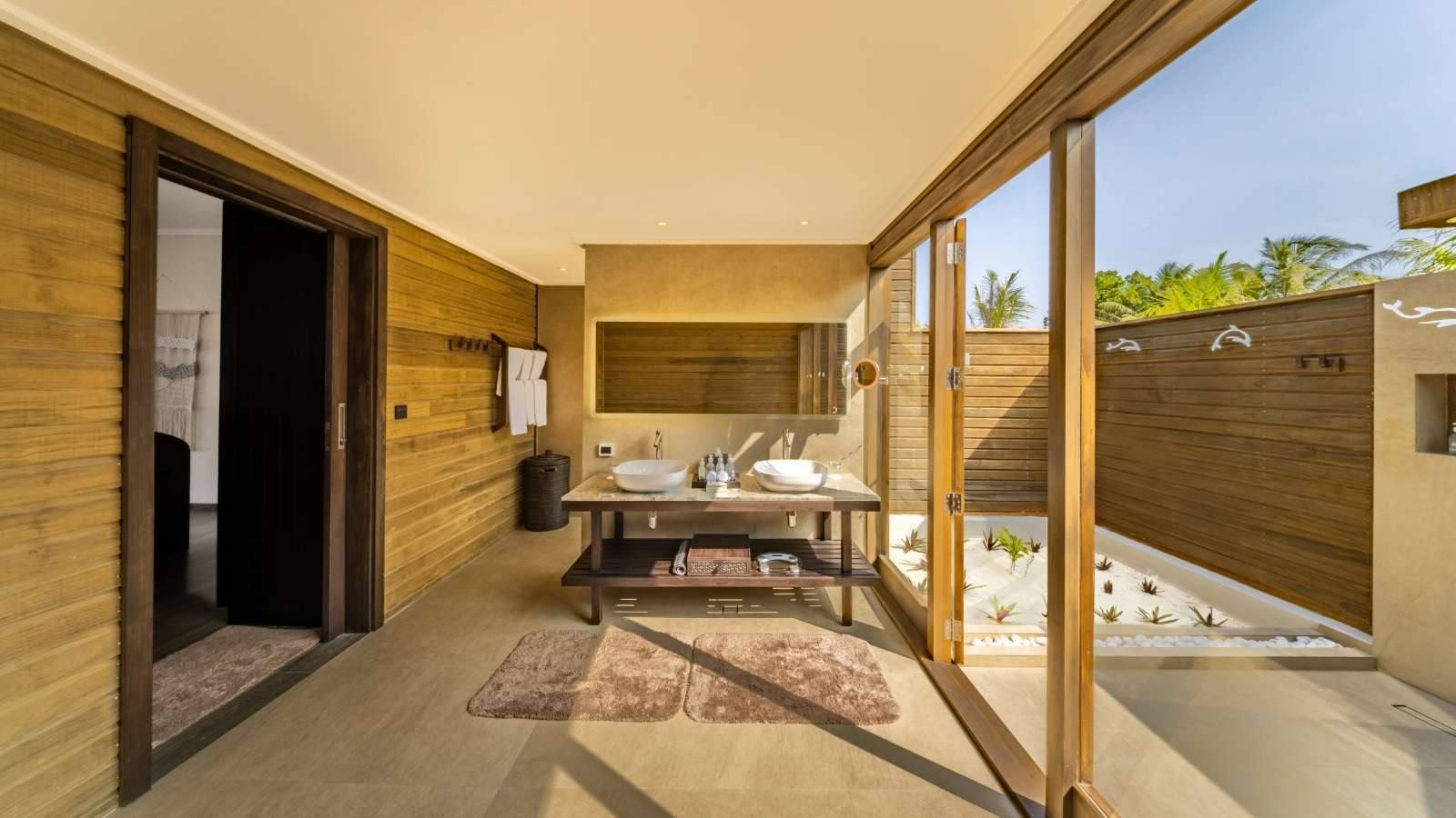 Nala Maldives Sunset Beach Pool Villa 浴室