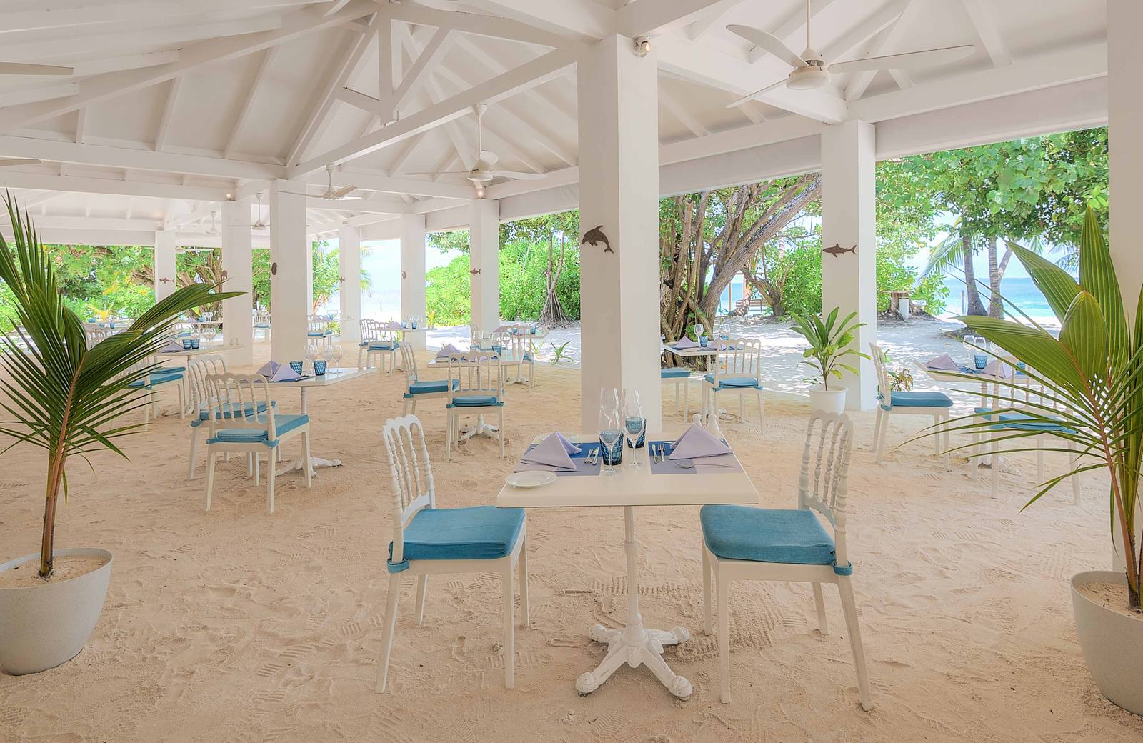 Sandies Bathala The Island Gallery 主餐廳