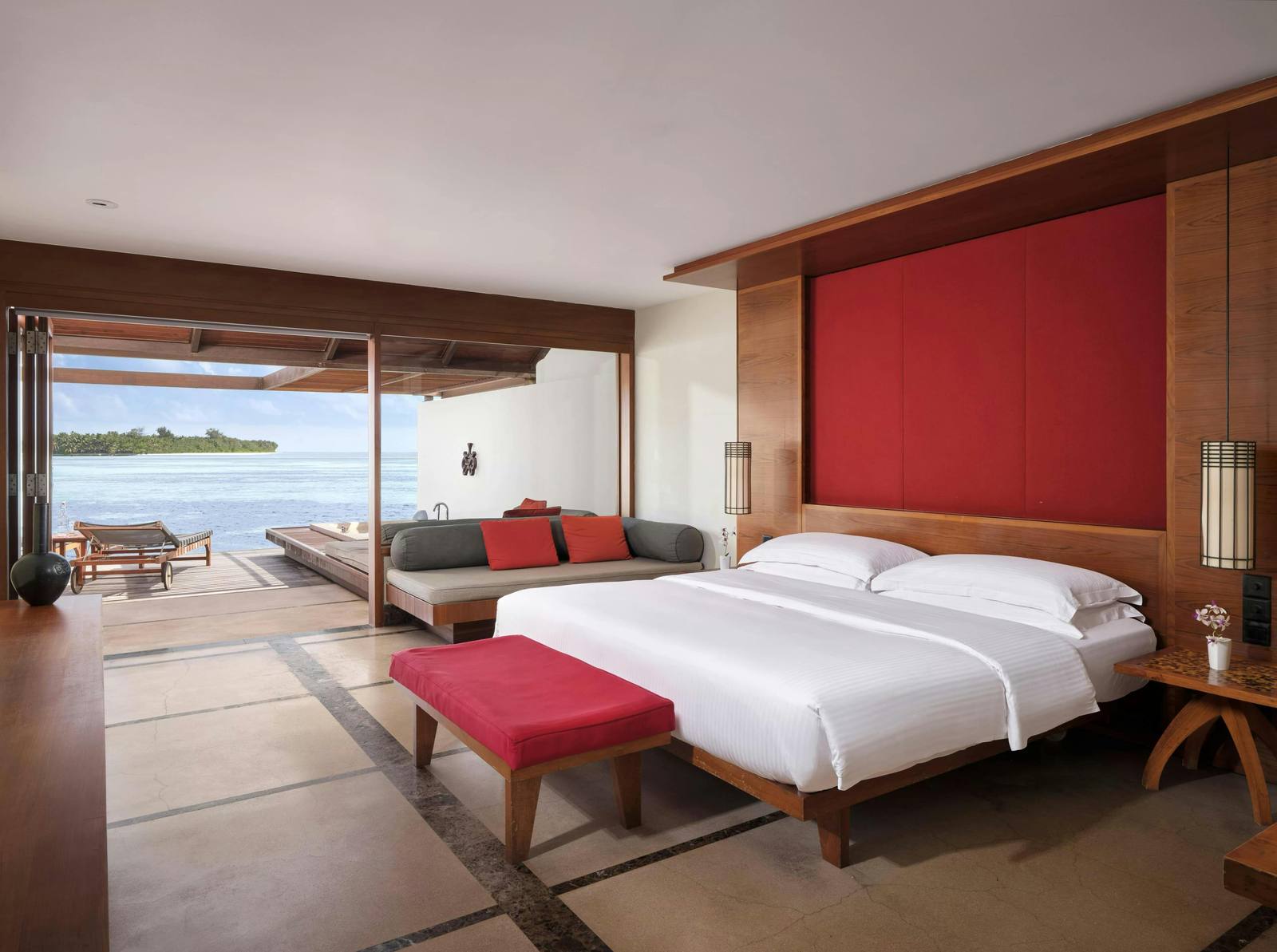 Villa Nautica Water Villa 臥室