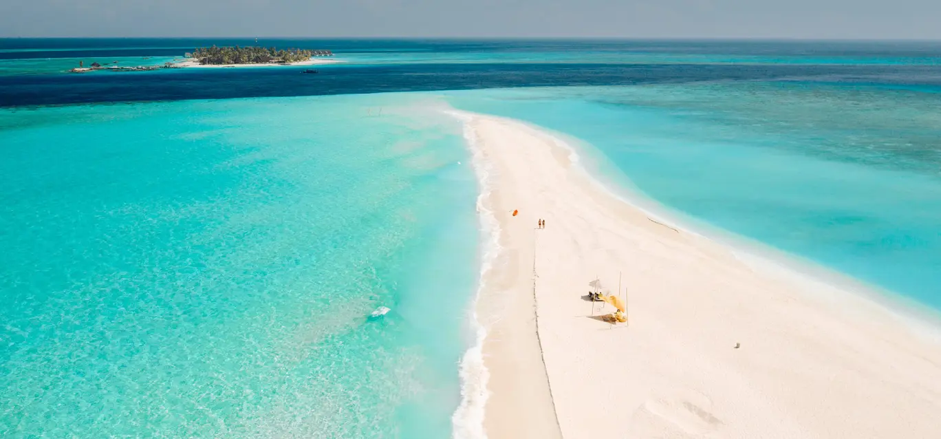 目前遇到馬爾地夫度假島選擇障礙預算14萬以內